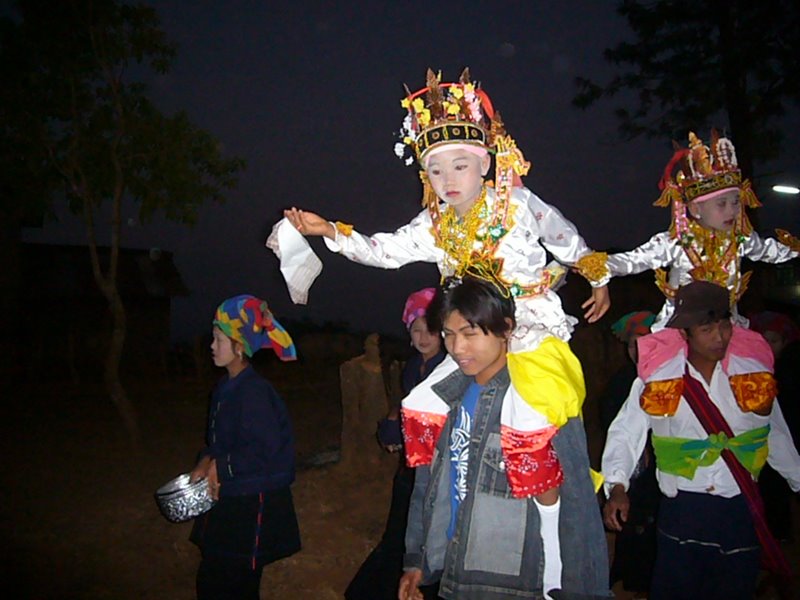Travel - Myanmar - Kalaw Shan - Evening Procession